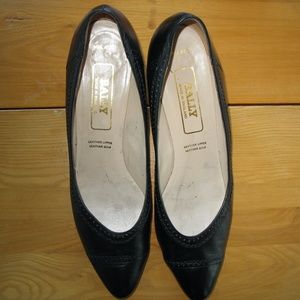 Bally vintage shoes size 9 AA